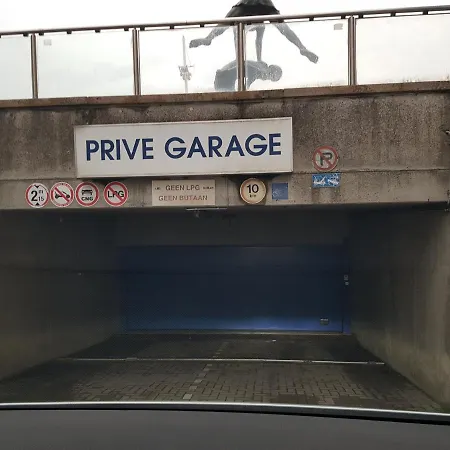 Zeedijk La Digue 101 Met Garage - Frontaal Zeezicht - Adult Only